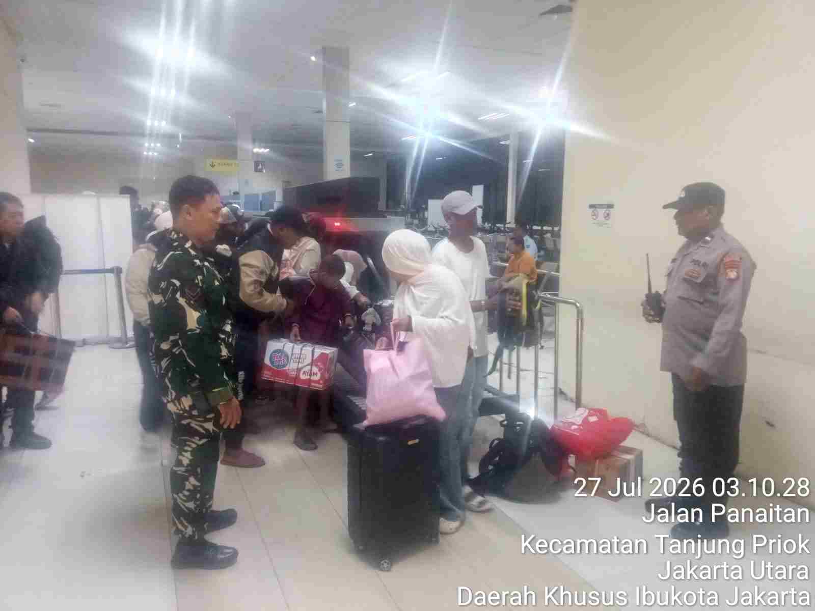 Debarkasi KM Ciremai dari Surabaya Berjalan Aman dan Lancar, Polres Pelabuhan Tanjung Priok Pastikan Pengamanan Optimal