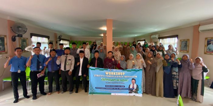 Pondok Pesantren Diniyyah Al-Azhar Muara Bungo Gelar Workshop Ruh Mudarris Bersama Konsultan Pendidikan Islam Alumni Gontor